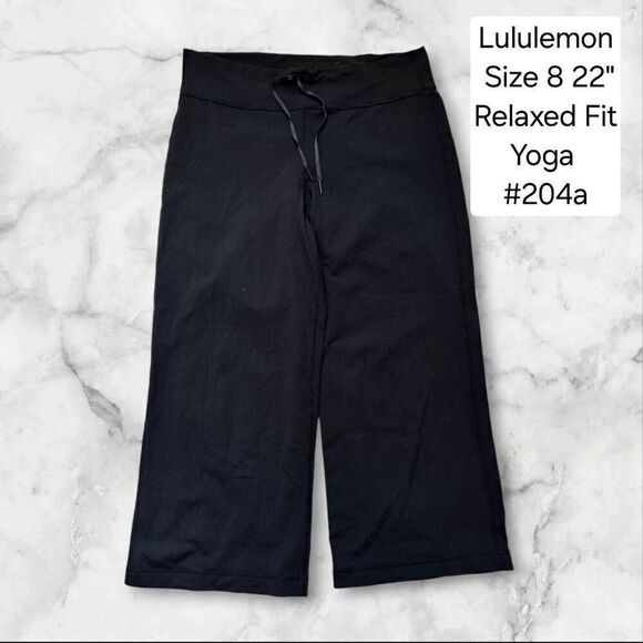 Lululemon Size 8 Black Relax Fit Yoga Pants 22" - Picture 1 of 3